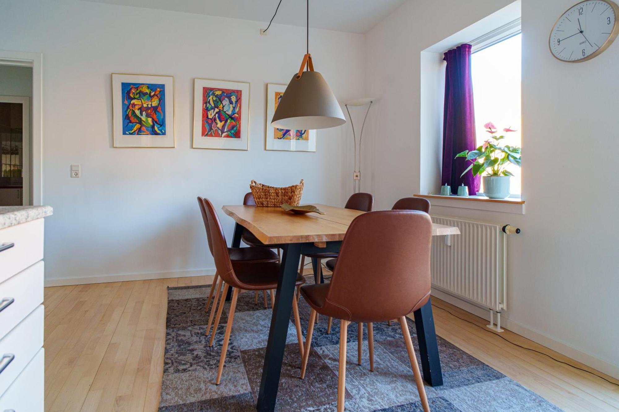 Spacious & Comfortable Near Tivoli & Metro Appartement *